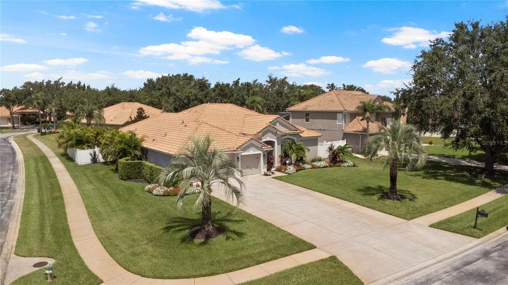 11208 Ledgement Lane